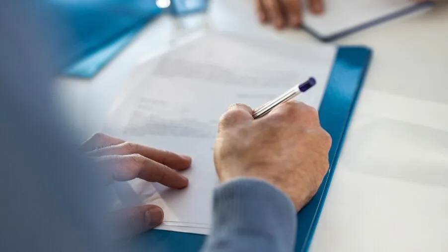 filling-out-paperwork